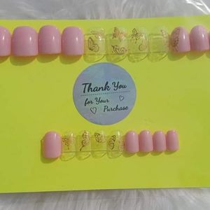 Press on nails